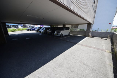 【駐車場】 | タケモトビル