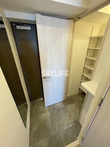 スプランディッド城東関目の玄関