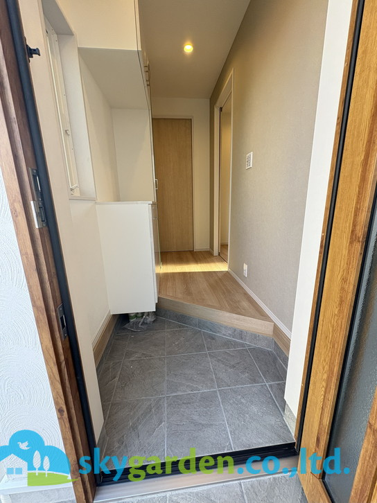 藤沢市大鋸3丁目4期　新築戸建　全1棟1号棟の玄関