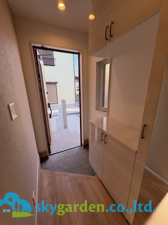 藤沢市大鋸3丁目4期　新築戸建　全1棟1号棟の玄関