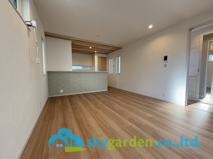 藤沢市大鋸3丁目4期　新築戸建　全1棟1号棟の居間・リビング|8.29写真