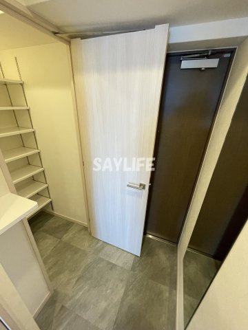 スプランディッド城東関目の玄関