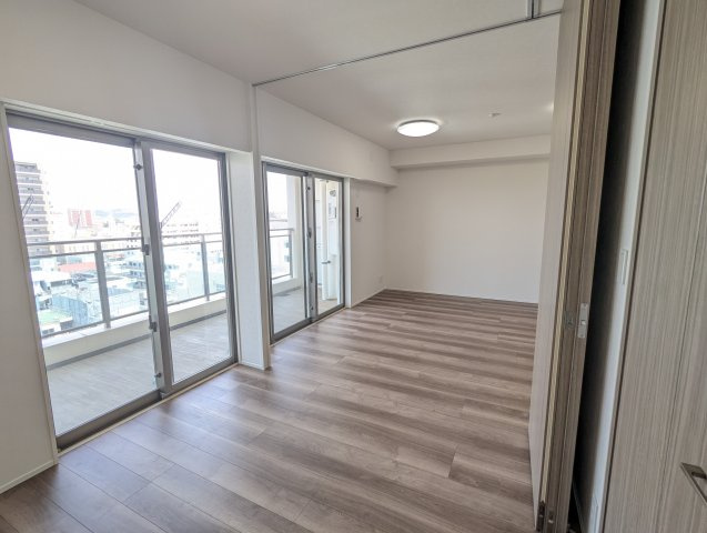 ブランシエラ那覇曙プレミストの居間・リビング