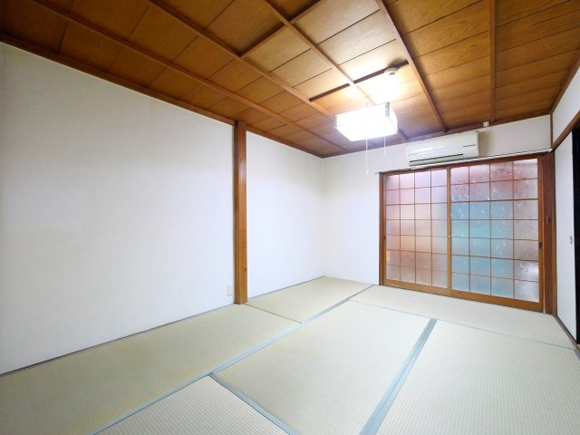 杉山連棟の和室|きれいな和室です