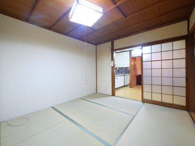 杉山連棟の和室|和室がひろがる居住スペース