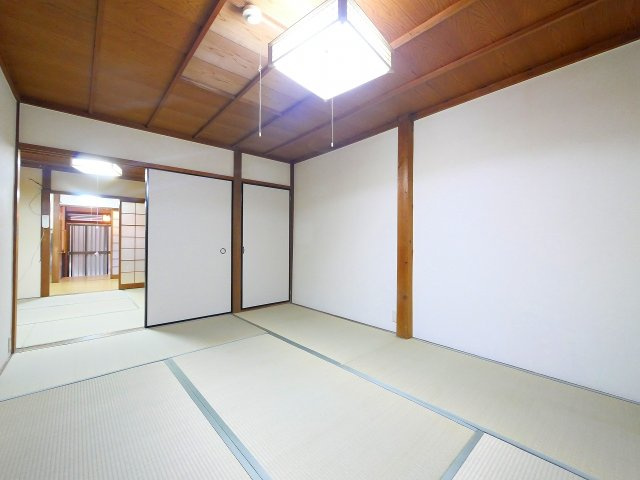 杉山連棟の和室|フローリングだけでなく、和室もあります