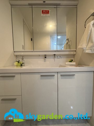 ハイホーム湘南平塚の独立洗面台