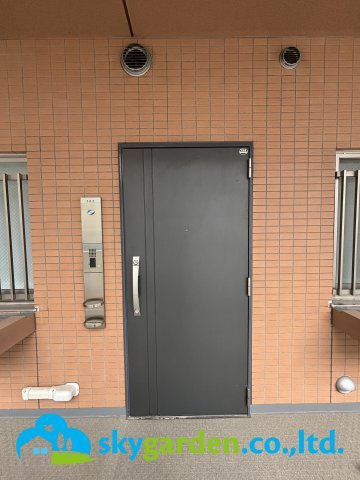 ハイホーム湘南平塚の玄関