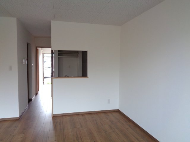 君の名を呼ぶの居間・リビング