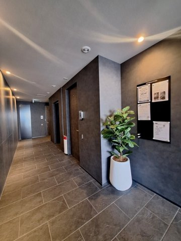 オカバさいたま日進ヘーベルメゾンのロビー