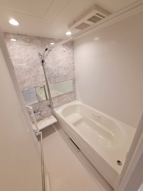 オカバさいたま日進ヘーベルメゾンの浴室