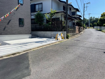【前面道路含む現地写真】 | 東酒々井４丁目１号棟 | 最短即日のご見学も承ります。お気軽に０４７６－３７－３８８８までお問合せ下さい。