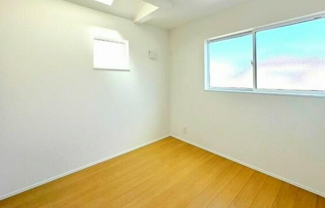 【未入居】鶴ヶ島市太田ヶ谷未入居住宅の洋室|2F 4.5帖洋室です☆