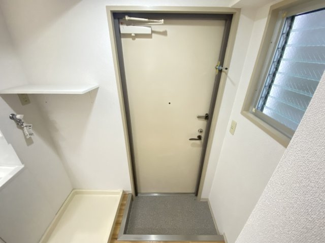 コート向森の玄関