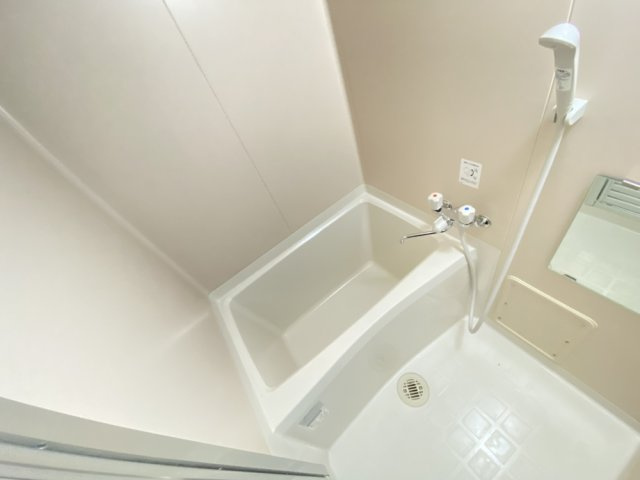 コート向森の浴室