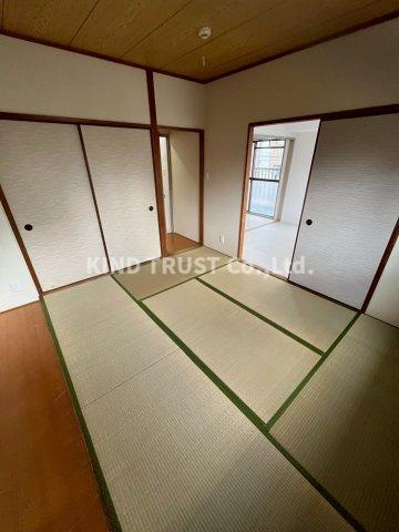 中崎西ハイツの和室|来客時にも便利な和室付き