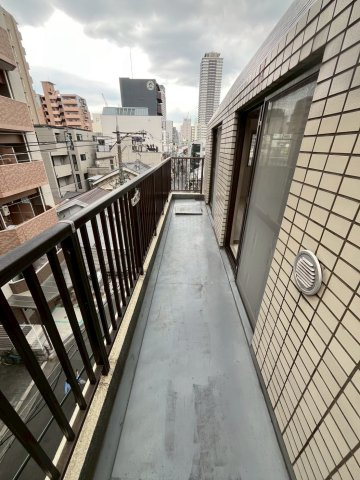 中崎西ハイツのバルコニー|陽当たり良好なバルコニーです