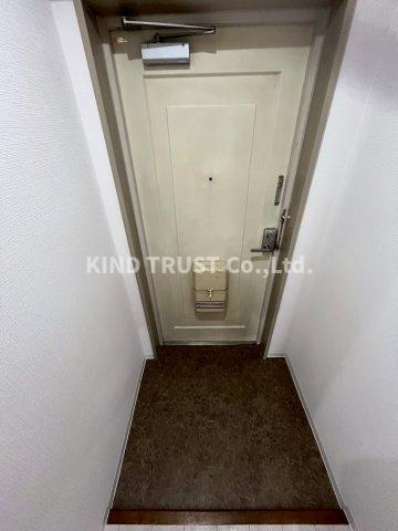 中崎西ハイツの玄関|明るい玄関です