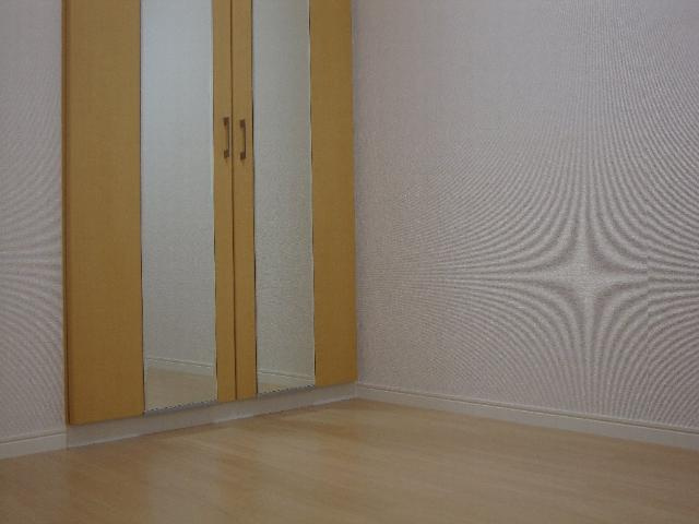 ＲＵＨＥの寝室|洋室