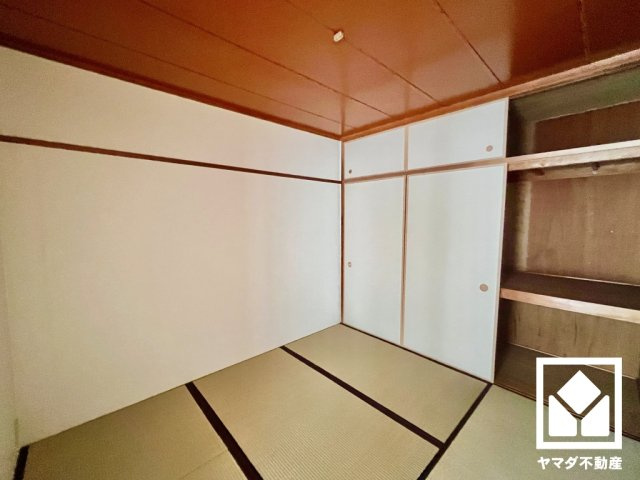 ユニ宇治川マンション４号館の和室