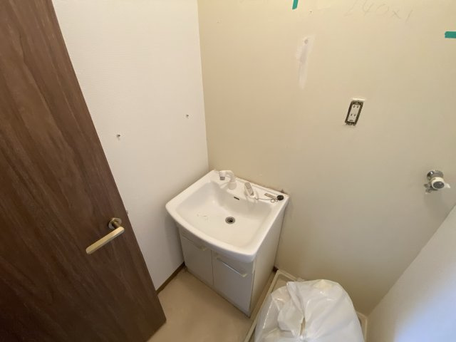 サニーハイツ田寺　A棟の洗面所