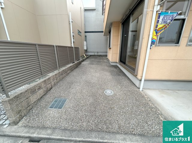 堺市東区大美野　中古一戸建ての駐車場|２台分の駐車スペース有り！急な来客でも安心です！