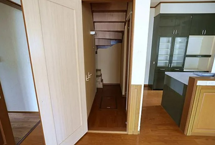 【中古】入間郡毛呂山町目白台中古住宅の収納|収納があります