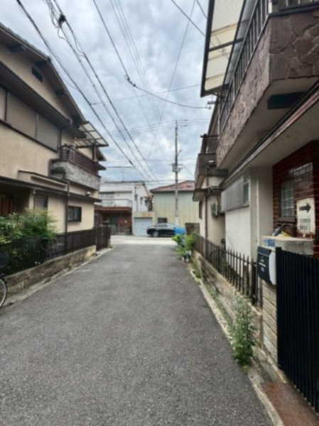 大阪市東住吉区西今川2丁目の前面道路含む現地写真