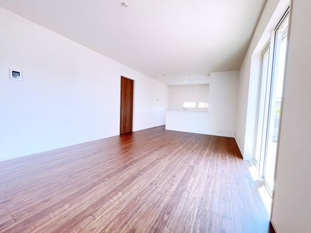 新築戸建・建売　桐生第6広沢町　Livele Garden　全3棟の居間・リビング