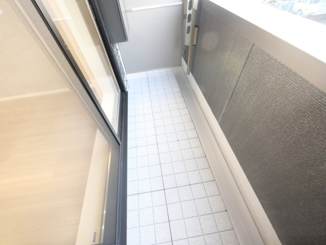 レジデンス三条宮前のバルコニー