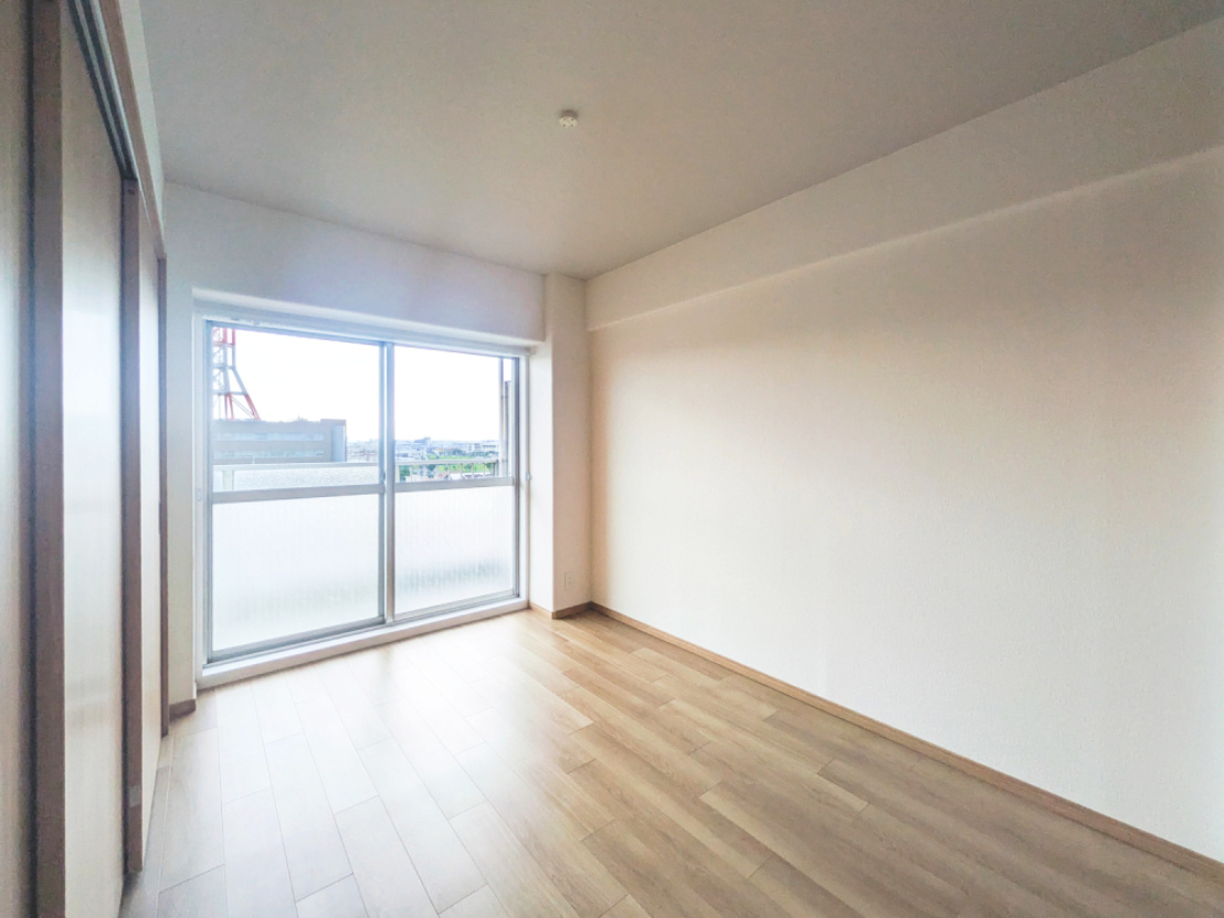 第二茨木ビューハイツ9号棟のバルコニー|南向きバルコニー