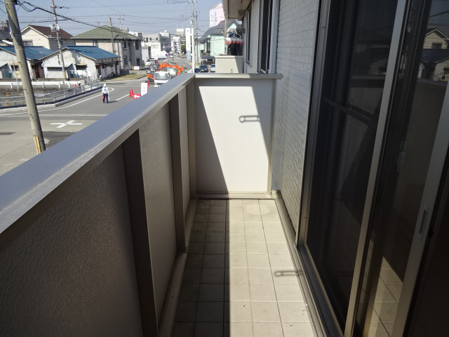 リバーサイド中野田のバルコニー