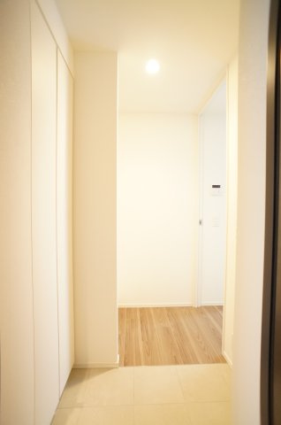 プライムメゾン錦糸町の玄関