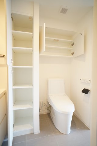 プライムメゾン錦糸町の収納|洗面所収納はタオルや衣類入れに便利です♪