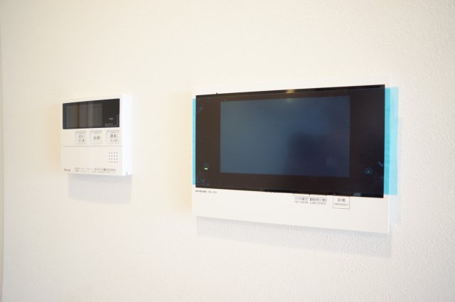プライムメゾン錦糸町のセキュリティ|ＴＶモニター付きインターホンで訪問者を確認できます。