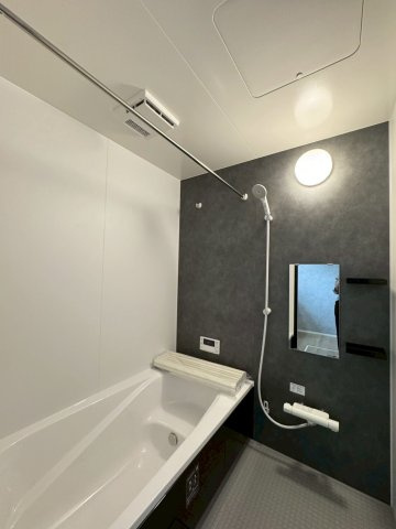 ーBloomーブルームー小倉南区田原3丁目1期　【小倉南区　新築戸建て】の浴室|半身浴もゆっくり楽しめる広々浴室　【小倉南区　新築戸建て】