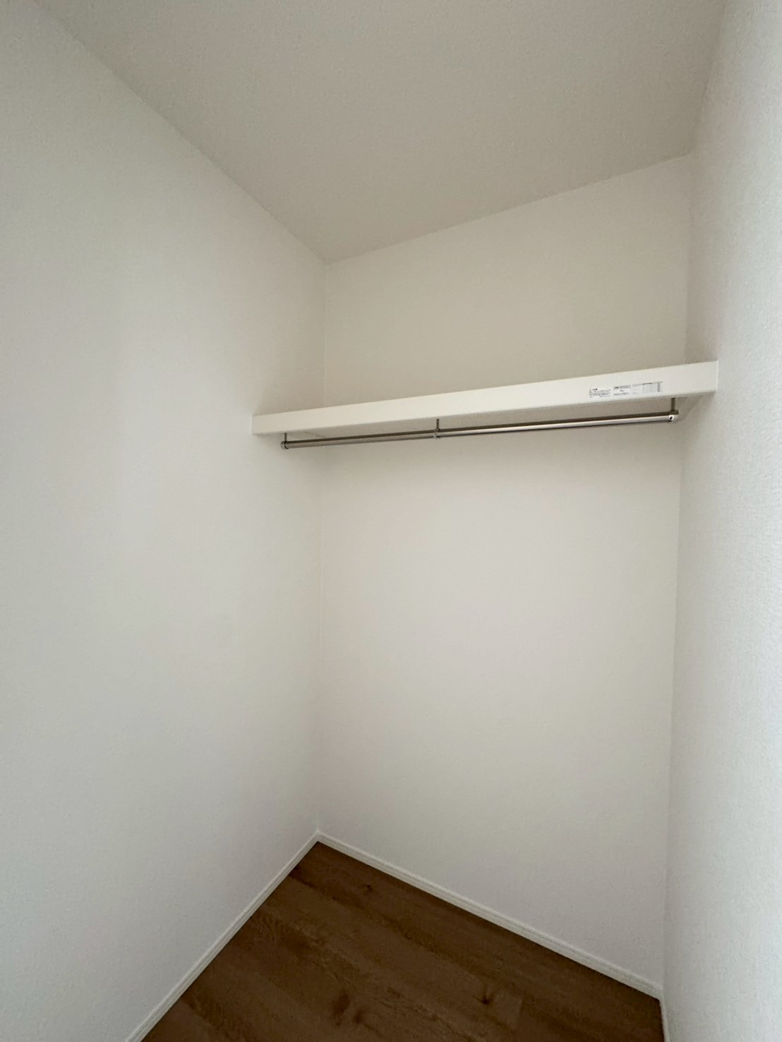 ーBloomーブルームー小倉南区田原3丁目1期　【小倉南区　新築戸建て】の収納|1階には家族の物をまとめて収納できるファミリークローゼット完備♪