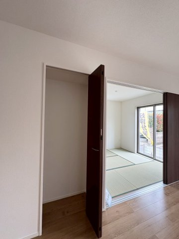 ーBloomーブルームー小倉南区田原3丁目1期　【小倉南区　新築戸建て】の収納|リビングにも収納完備で助かりますね　【小倉南区　新築戸建て】