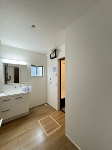 ーBloomーブルームー小倉南区田原3丁目1期　【小倉南区　新築戸建て】の脱衣所|洗面脱衣室は窓もあり換気できます♪【小倉南区　新築戸建て】