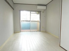 岡山市北区　1棟マンションの洋室