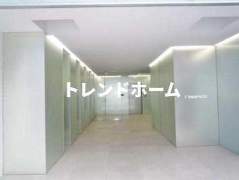 il biancoのエントランス|選べる家電プランあり！！