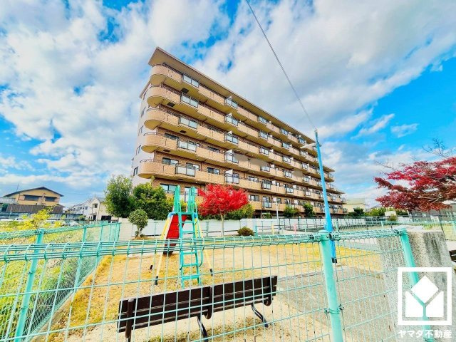 グラン・ドムール宇治木幡の外観