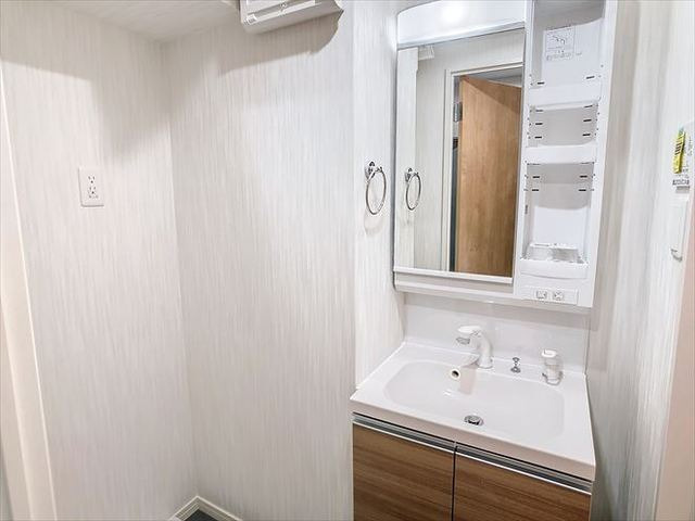 アンルミネ香椎の洗面所