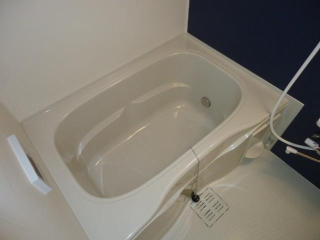 ラ・カーサ　HANAの浴室|バス