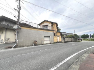 【前面道路含む現地写真】