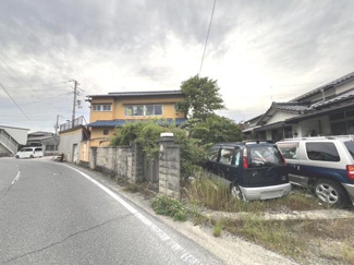【前面道路含む現地写真】