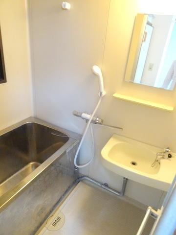 中川マンションの浴室|★洗面台付きのお風呂★