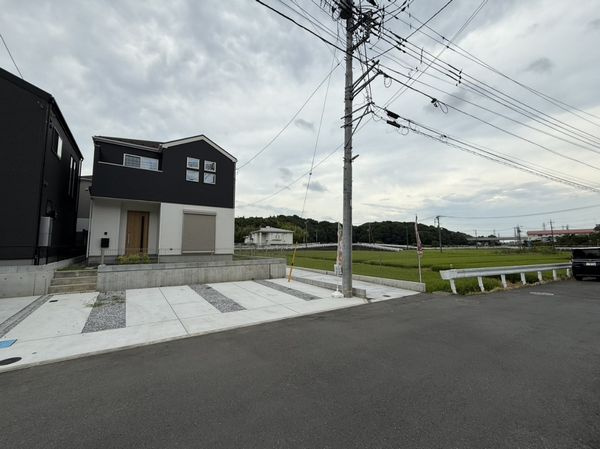 藤沢市石川新築戸建て　5期2号棟の前面道路含む現地写真|前面道路含む現地写真です