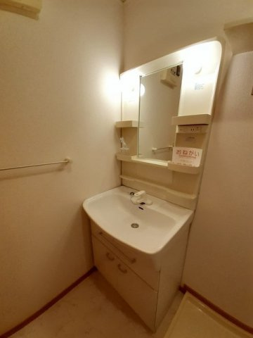 フルーブ・レゾネートＢの洗面所