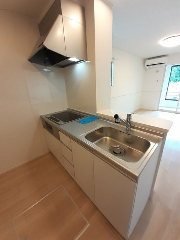 オーブ　シャルダンＢのキッチン